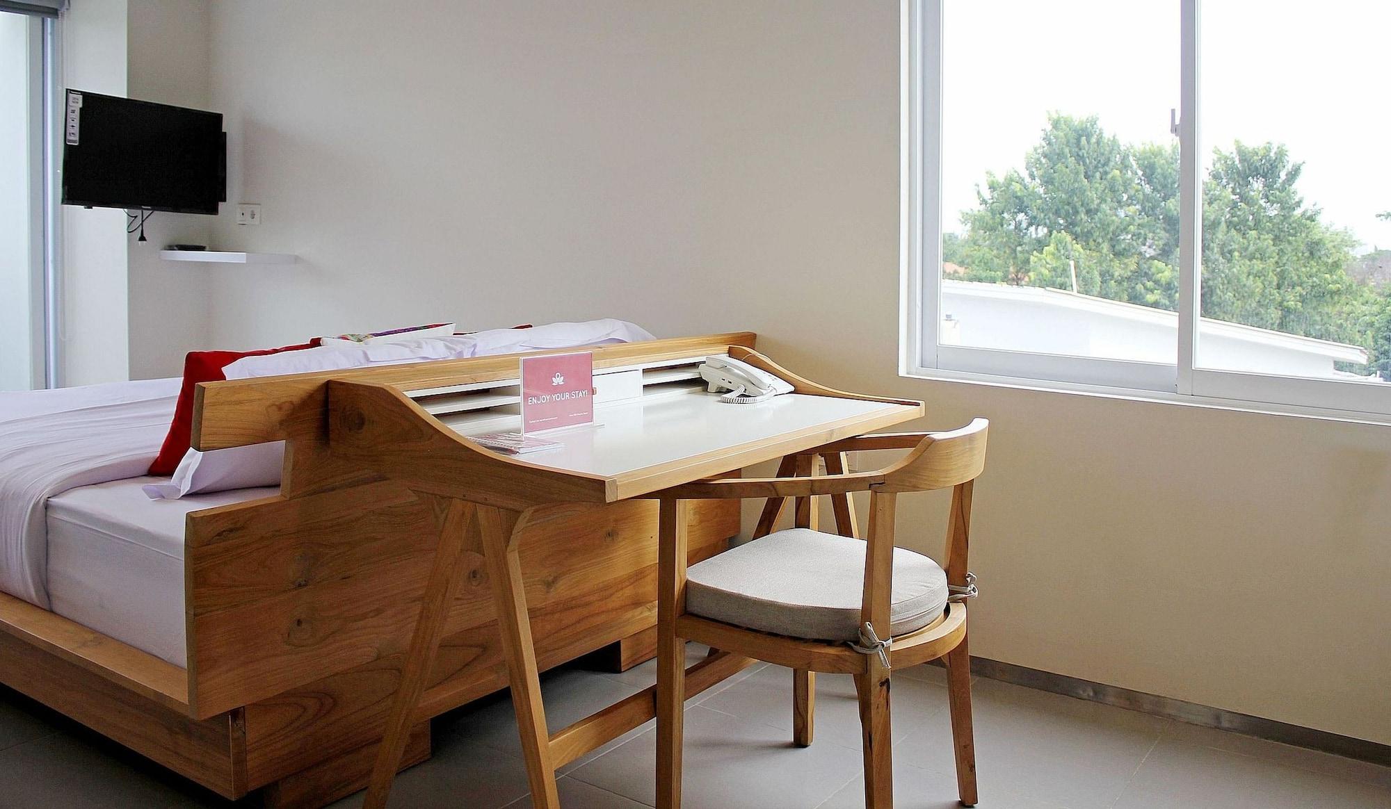 ג'קרטה Zen Rooms Patra Kuningan Syariah מראה חיצוני תמונה